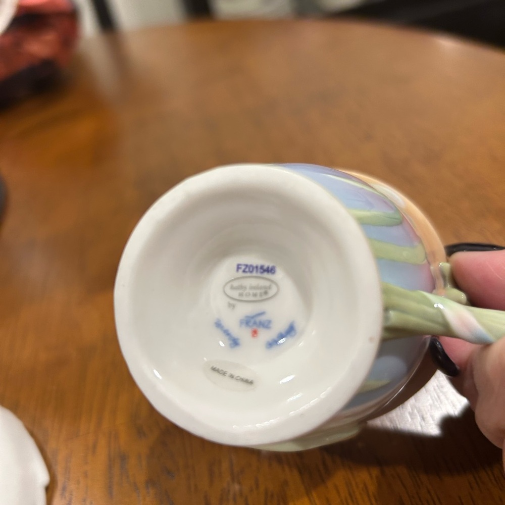 kathy ireland Swan Ceramic Cup and Saucer - Green and White - Picture 4 of 5